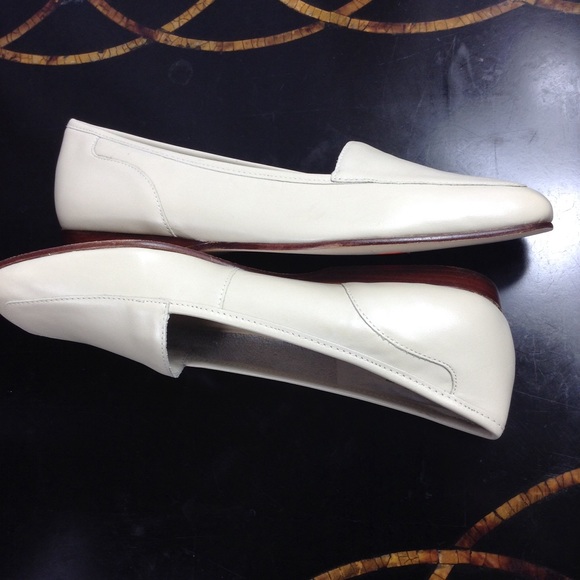 ♦️SOLD♦️Enzo Angiolini Flats - Picture 6 of 8